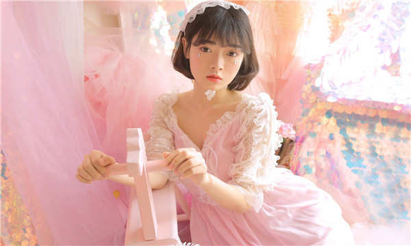 蒸湘供卵试管代怀生子多少钱？这一直是很多不孕不育家庭关注的话题。在中国，不孕不育的发生率越来越高，根据《中国不孕不育现状调研报告》显示，育龄夫妇的不孕不育率从20年前的3%增长至现在的12.5%-18.2%，患者人数高达6000万以上。在这样的背景下，许多家庭通过供卵试管来实现自己的生育梦想。那么，供卵试管代怀生子的费用到底是多少呢？